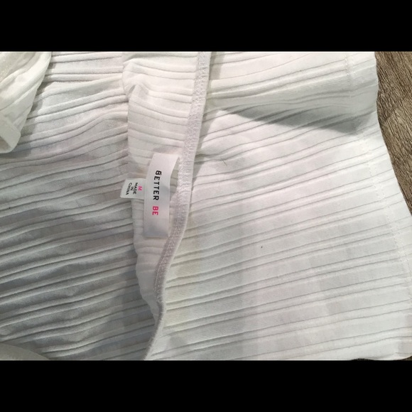 Halter top - Picture 3 of 3